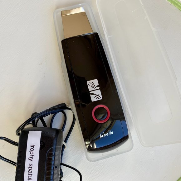 Trophy Skin Labelle Ultrasonic Skin Spatula - Picture 9 of 9